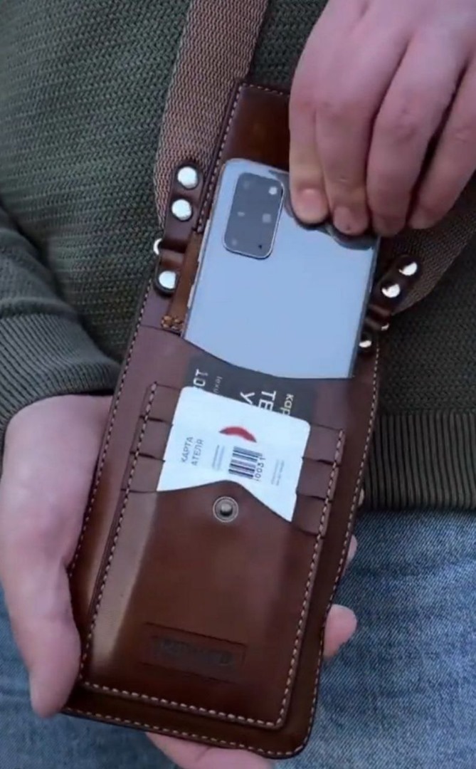  کیف پاسپورتی دوشی چرم طبیعی مدل A502 