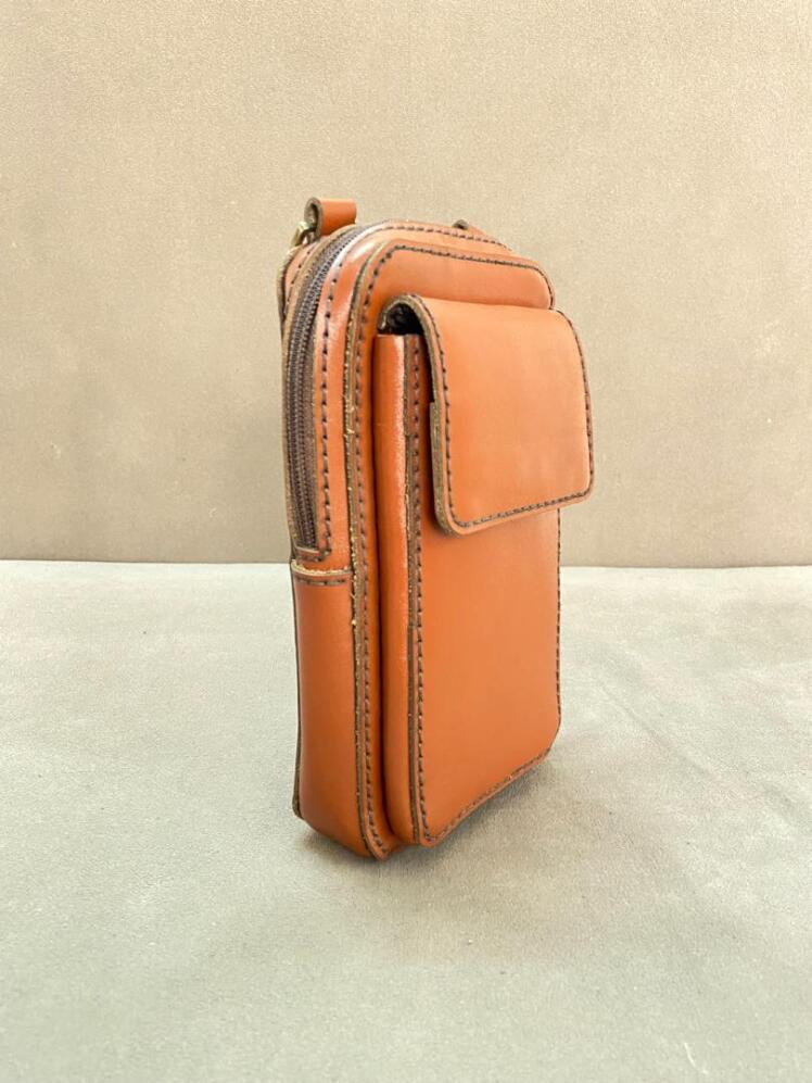 کیف چرمی مدل پاسپورتی کمری